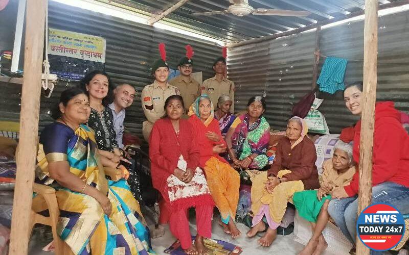 Cadets of 20 Maha Bn NCC, Nagpur visited Nalanda Old Age Home at Nagpur