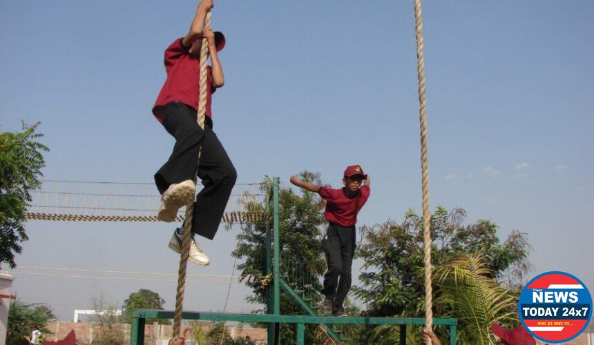 गर्मी की छुट्टियों में प्रहार समाज जागृति संस्था द्वारा आकर्षक शिविर