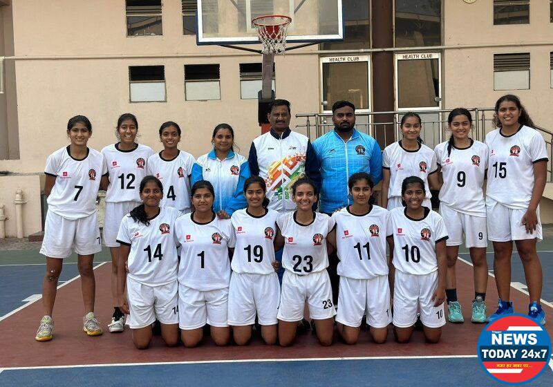 Maharashtra Girls team won GOLD medal in 37th Youth Basketball Championship at Indore