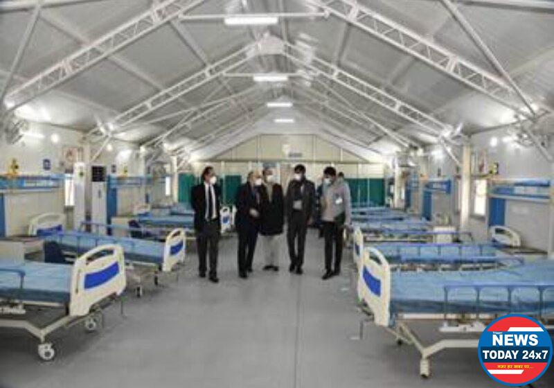 स्वास्थ्य मंत्री डॉ. मनसुख मांडविया ने सफदरजंग अस्पताल जाकर कोविड-19 प्रबंधन में अस्पताल के बुनियादी ढांचे की तैयारी सुनिश्चित करने के लिए मॉकड्रिल की समीक्षा की