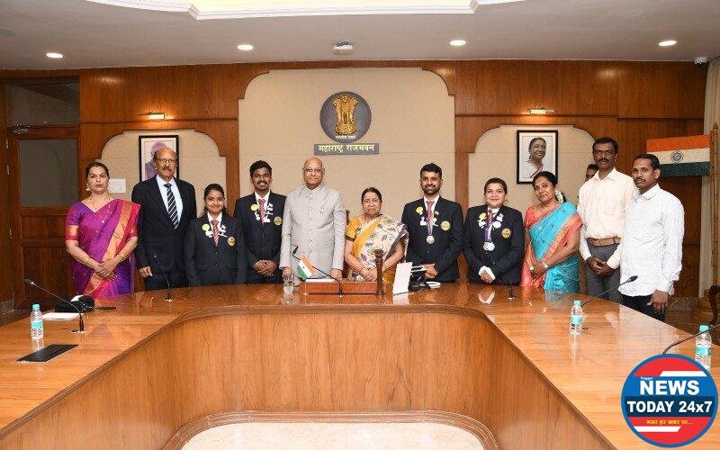 Maharashtra Governor felicitates Divyang Medallist of Abilympics