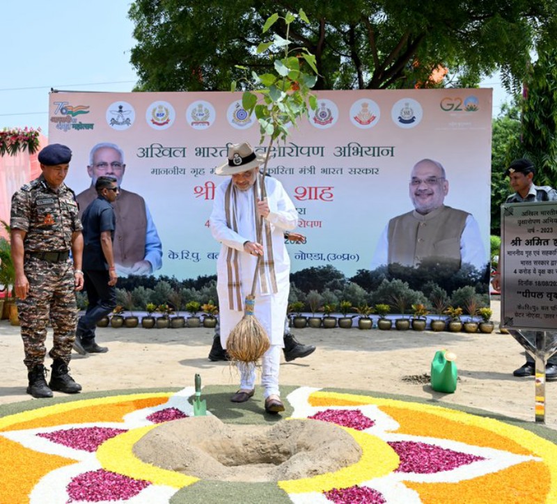 गृह मंत्रालयाची वृक्षारोपण मोहीम पर्यावरण आणि निसर्ग संवर्धनाच्या दिशेने सर्वांना प्रेरित करेल : पंतप्रधान