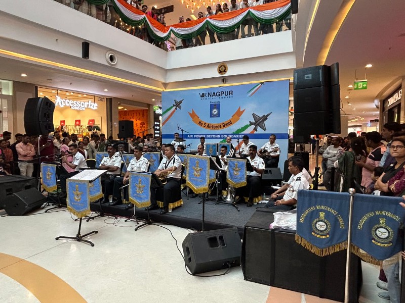 A MUSICAL CONCERT BY NO. 5 AIR FORCE BAND, MAINTENANCE COMMAND, NAGPUR AT VR MALL ON 15 AUG 23