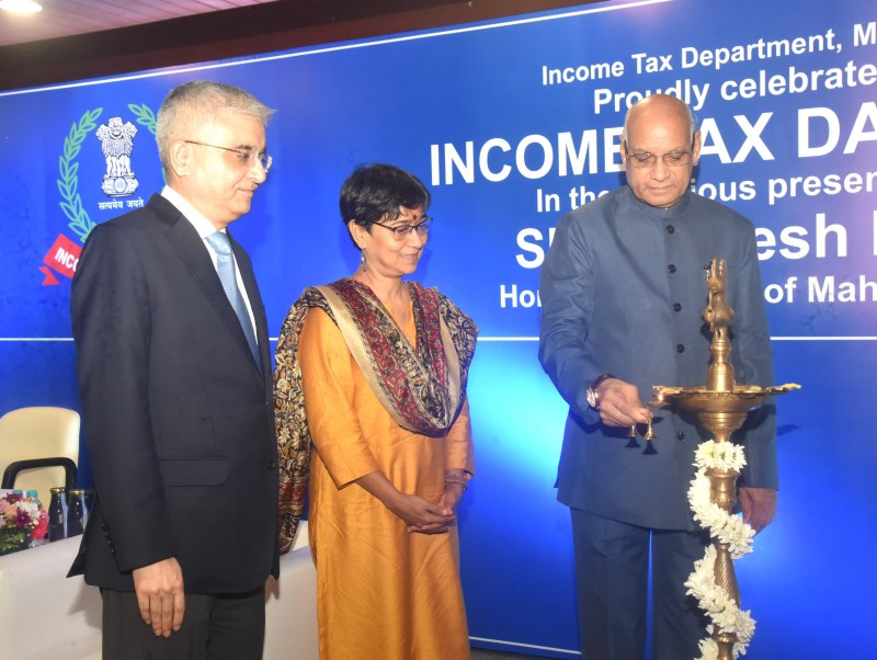 Governor attends 165th Income Tax Day Celebrations
