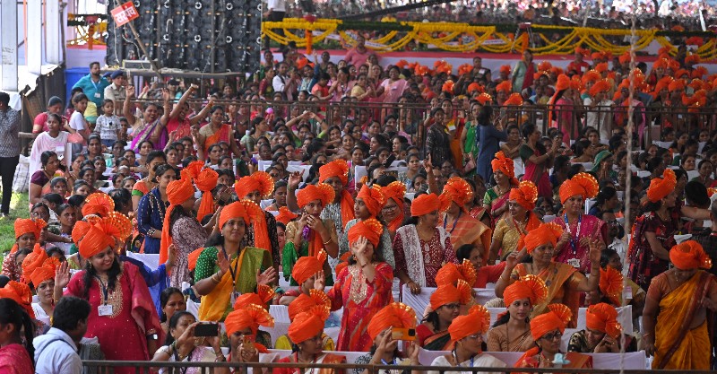 महिलांच्या उत्स्फूर्त सहभागाला कृतज्ञतेची किनार! 