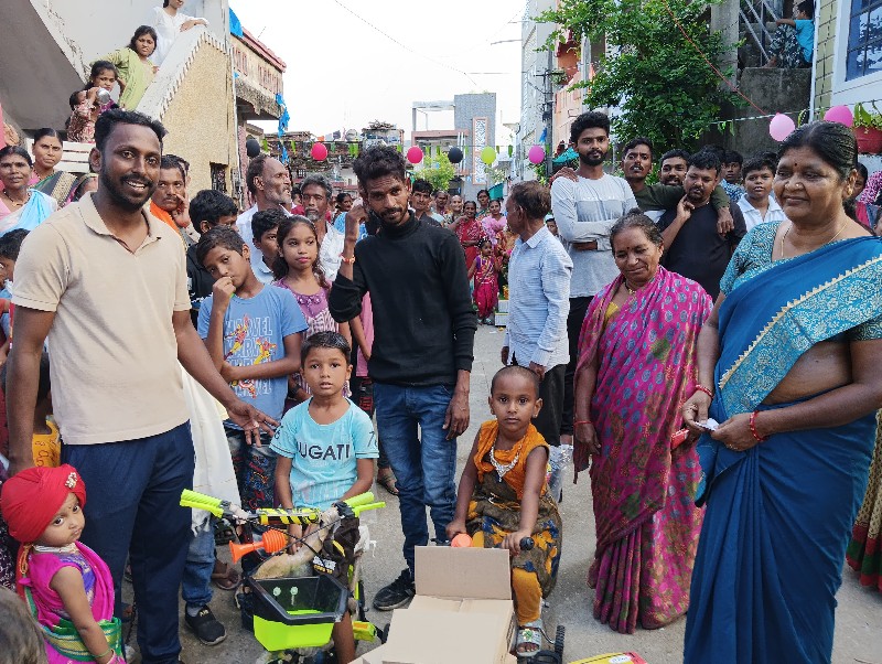 तान्हा पोळा निमित्त उत्कृष्ट नंदीबैल व वेशभूषा स्पर्धेत लकी ड्रा द्वारे प्रणित पडोळे प्रथम